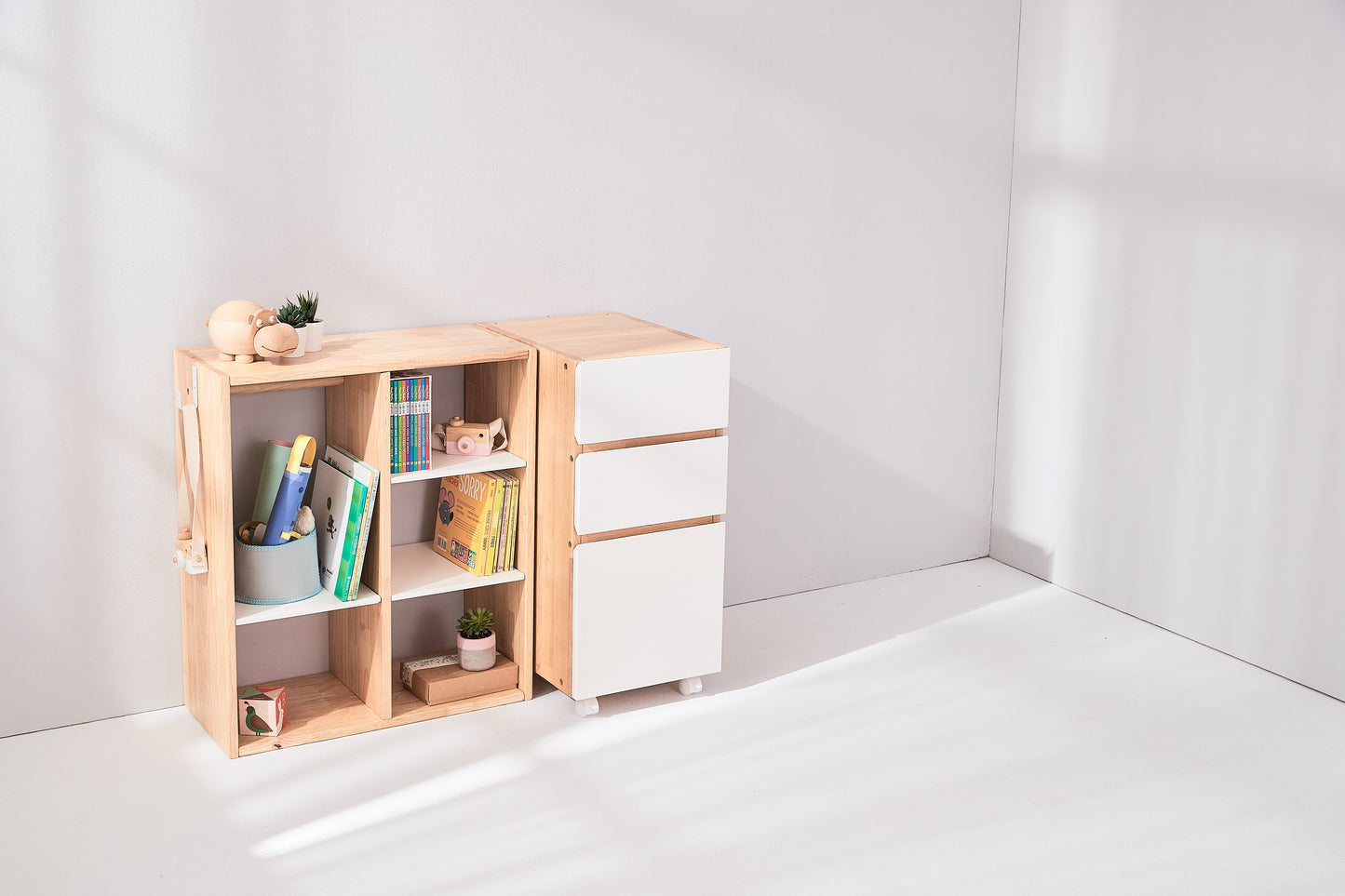 Three Drawers Storage